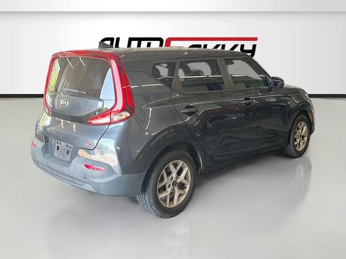 Used 2020 Kia Soul S FWD image 7