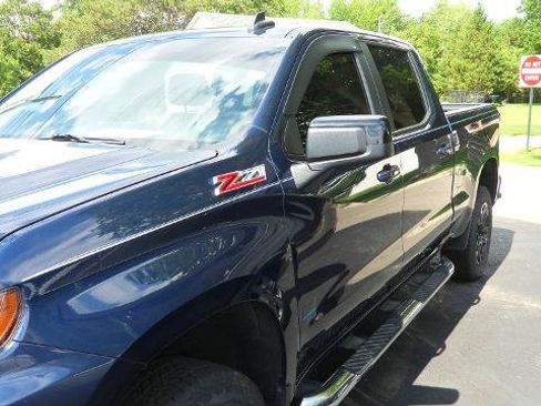 Used 2021 Chevrolet Silverado 1500 RST AWD/4WD image 18