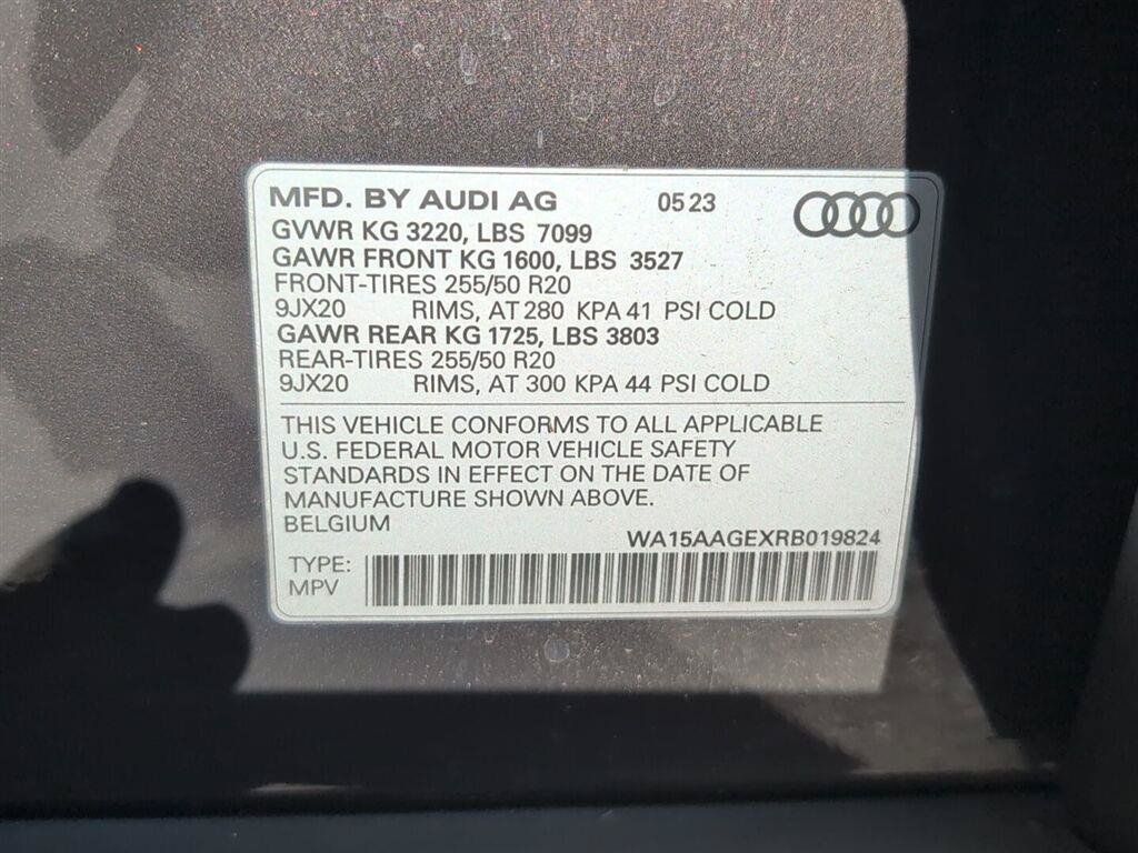 Used 2024 Audi Q8 e-tron Premium Plus AWD/4WD image 14
