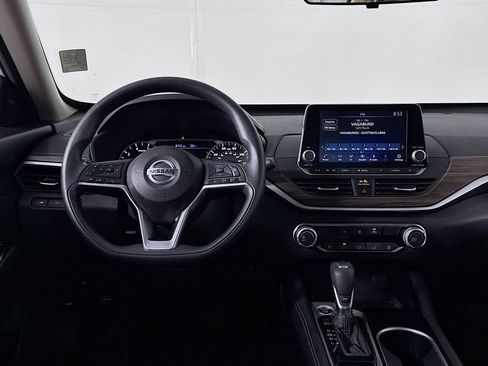 Used 2023 Nissan Altima 2.5 SV FWD image 24