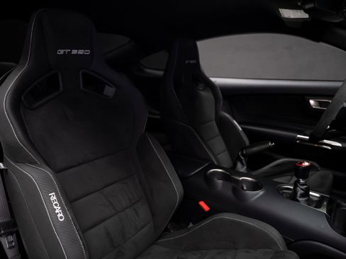 Used 2016 Ford Mustang Shelby GT350 w/ Track Package RWD image 64
