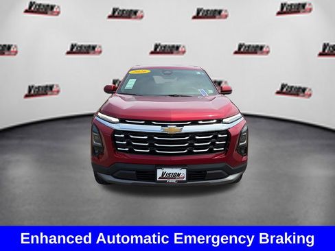 Used 2026 Chevrolet Equinox LT w/ Convenience Package II AWD/4WD image 2
