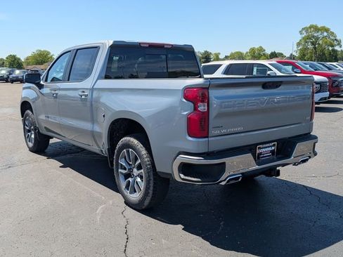 New 2026 Chevrolet Silverado 1500 LT w/ Z71 Off-Road Package AWD/4WD image 6
