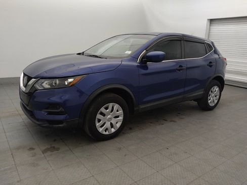 Used 2020 Nissan Rogue Sport S FWD image 2