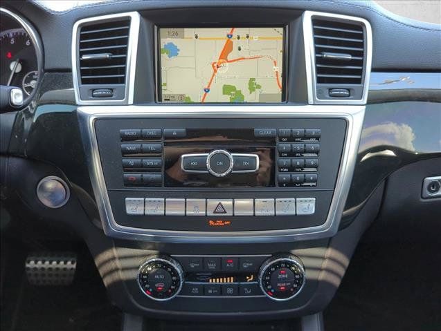 Used 2016 Mercedes-Benz GL 550 4MATIC image 12