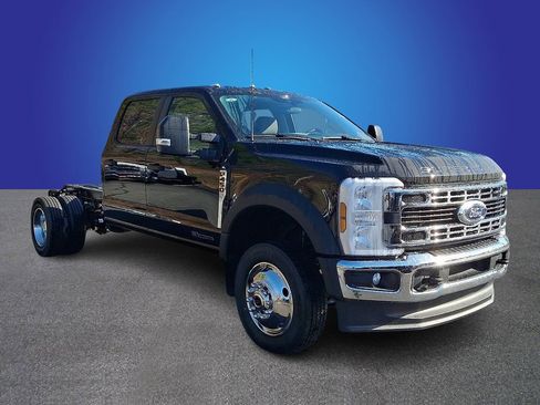 New 2026 Ford F450 4x4 Crew Cab Super Duty image 2