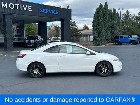 Used 2010 Honda Civic LX image 2