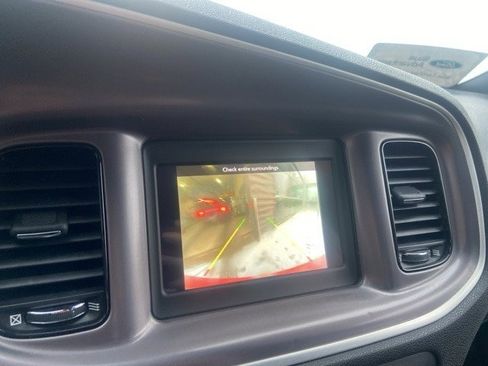 Used 2021 Dodge Charger SXT w/ Blacktop Package image 13