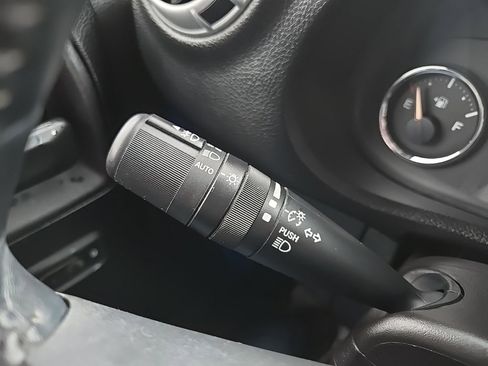 Used 2015 Jeep Wrangler Unlimited Sahara w/ Connectivity Group image 42