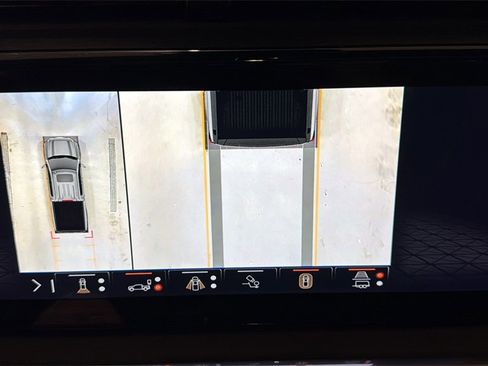 Used 2025 GMC Sierra 1500 Denali Ultimate image 42