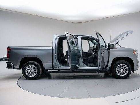 Used 2023 Chevrolet Silverado 1500 RST w/ Z71 Off-Road Package image 18