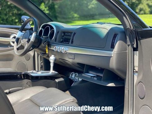 Used 2006 Chevrolet SSR w/ Preferred Equipment Group RWD image 24