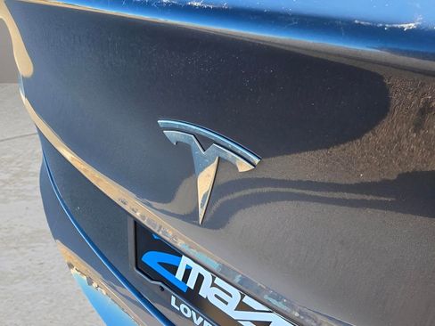 Used 2023 Tesla Model 3 Standard Range image 23