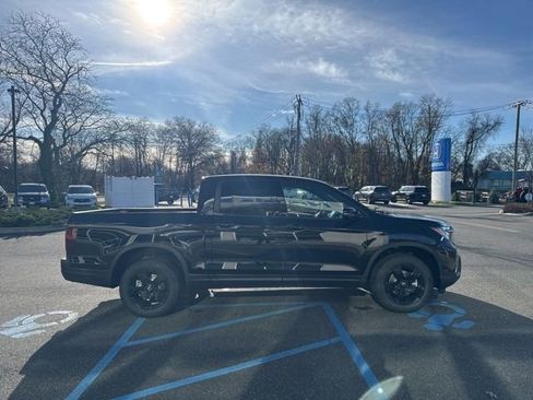 New 2026 Honda Ridgeline Black Edition image 9