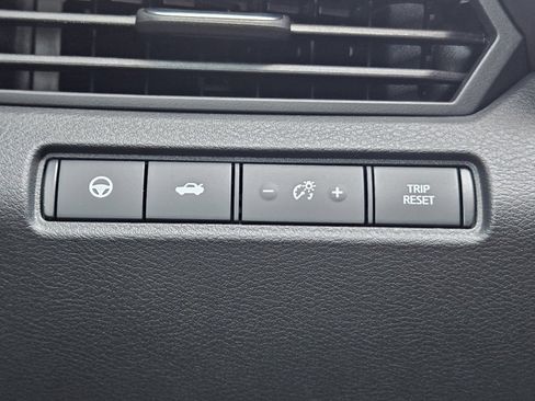 Certified 2025 Nissan Altima 2.5 SL FWD image 18