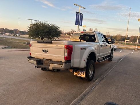 Used 2017 Ford F350 XLT w/ XLT Value Package image 8