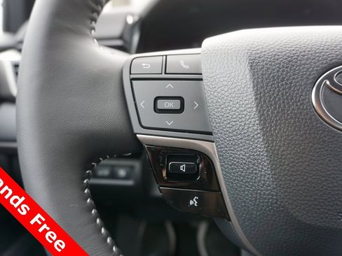 New 2026 Toyota Camry SE image 4