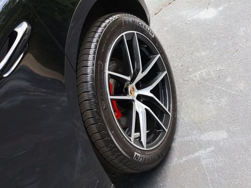 Used 2023 Porsche Macan S AWD/4WD image 37