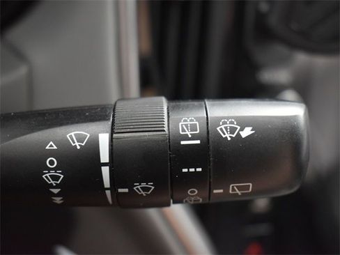 Used 2020 Subaru Outback Premium image 25