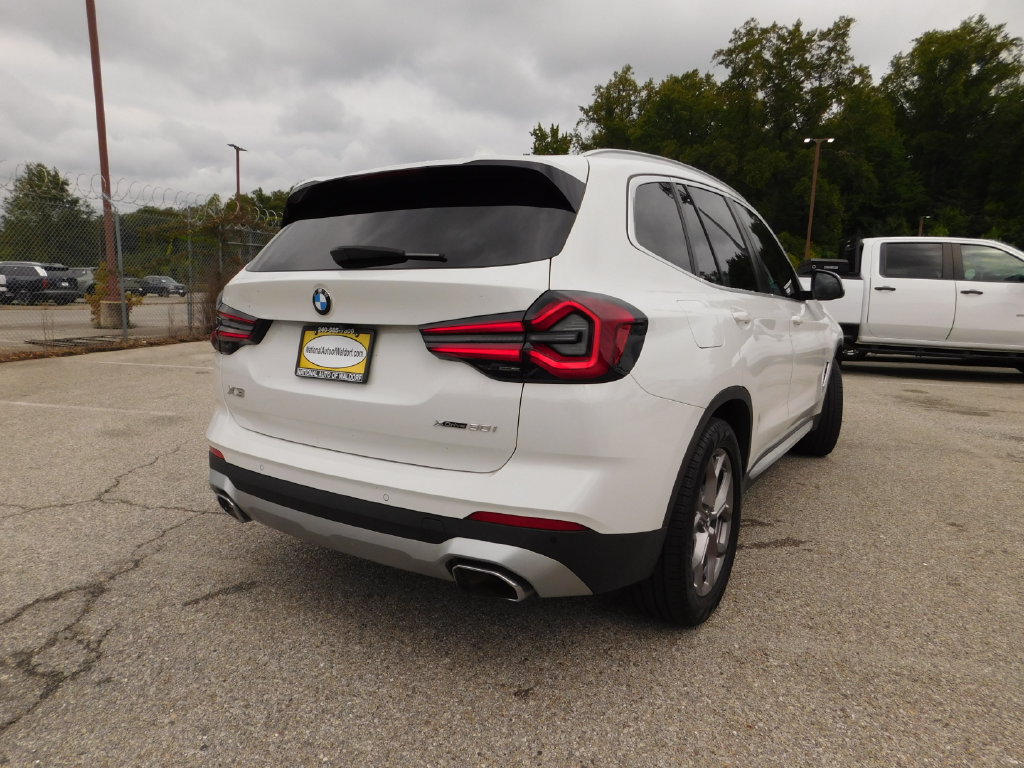 Used 2022 BMW X3 xDrive30i AWD/4WD image 6