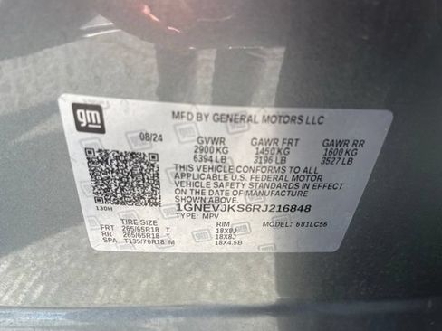 Used 2024 Chevrolet Traverse Z71 w/ LPO, Floor Liner Package AWD/4WD image 12