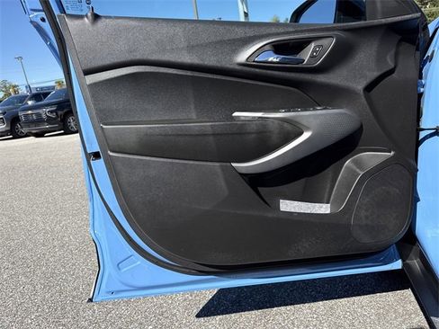 Used 2024 Chevrolet Trax RS w/ Driver Confidence Package image 29