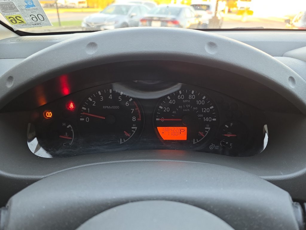 Used 2014 Nissan Frontier SV RWD image 22