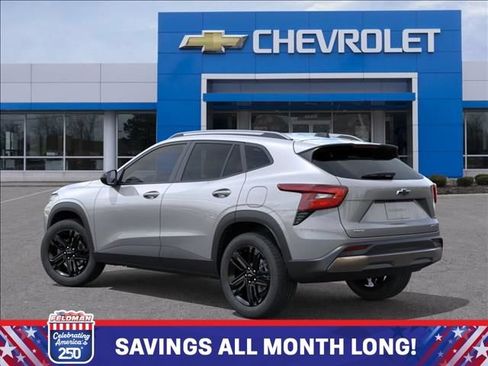 New 2026 Chevrolet Trax ACTIV w/ Sunroof Package FWD image 3