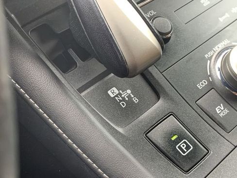 Used 2014 Lexus CT 200h w/ F Sport w/Nuluxe Interior FWD image 24