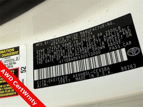 Used 2025 Toyota Camry SE image 30