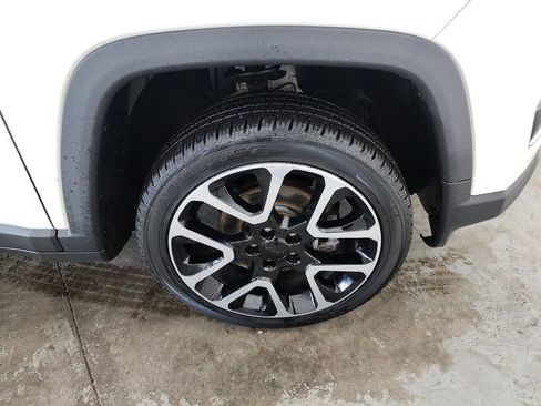 Used 2018 Jeep Compass Limited AWD/4WD image 38