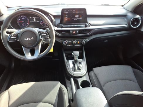 Used 2024 Kia Forte LXS FWD image 11
