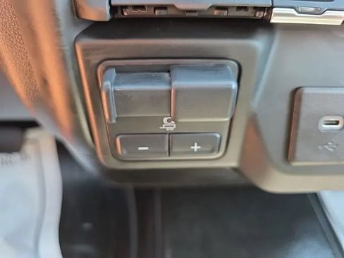 Used 2022 Chevrolet Silverado 2500 W/T w/ WT Fleet Convenience Package AWD/4WD image 29