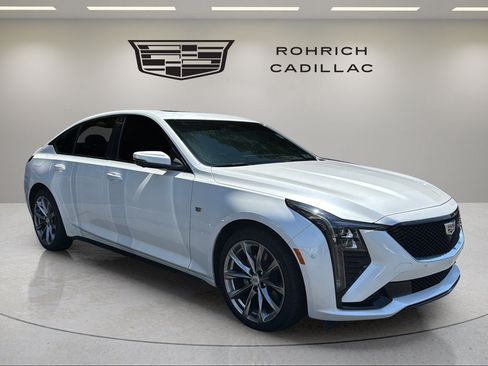 Certified 2025 Cadillac CT5 Sport w/ Technology Package AWD/4WD image 3