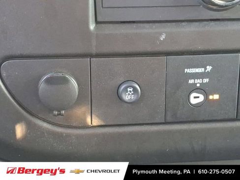 Used 2021 Chevrolet Express 2500 image 22