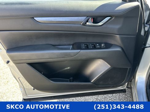 Used 2020 MAZDA CX-5 Touring image 12