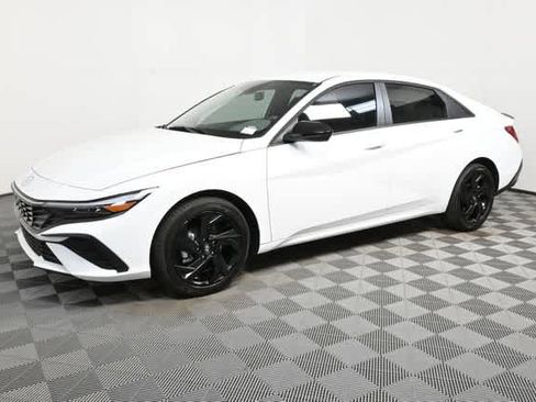 New 2026 Hyundai Elantra Sport image 4