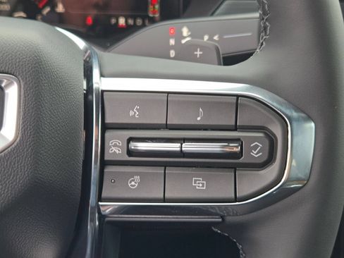 New 2026 GMC Acadia Elevation w/ Elevation Premium Package AWD/4WD image 34