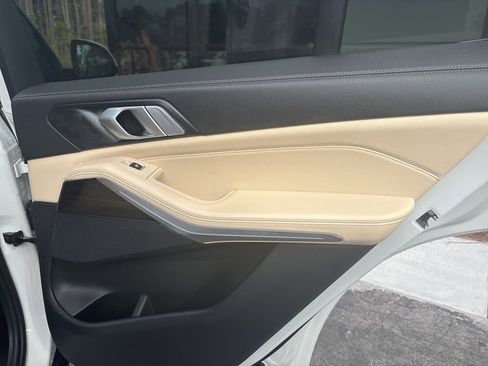 Used 2020 BMW X5 sDrive40i w/ Luxury Seating Package image 26