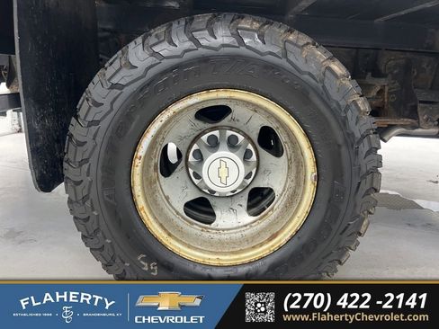 Used 2009 Chevrolet Silverado 3500 W/T w/ Snow Plow Prep Package image 16