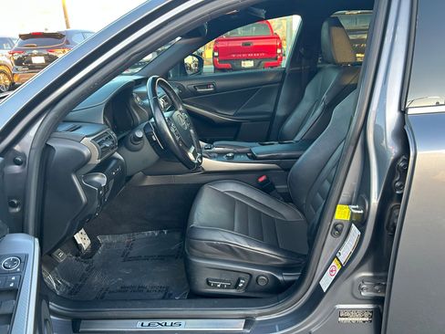 Used 2017 Lexus IS 350 image 11