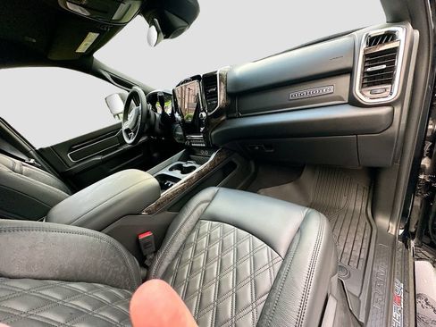New 2026 RAM 2500 Big Horn AWD/4WD image 33