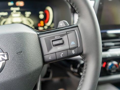 New 2026 Nissan Pathfinder SL image 19