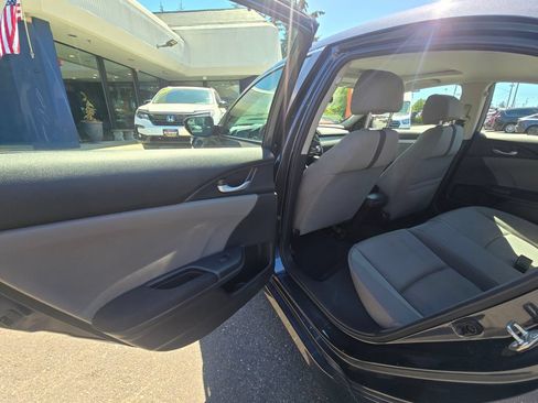 Used 2017 Honda Civic EX image 15