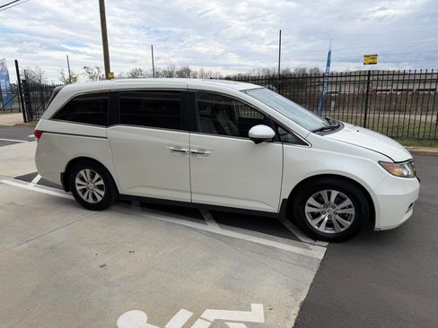 Used 2016 Honda Odyssey EX-L image 7