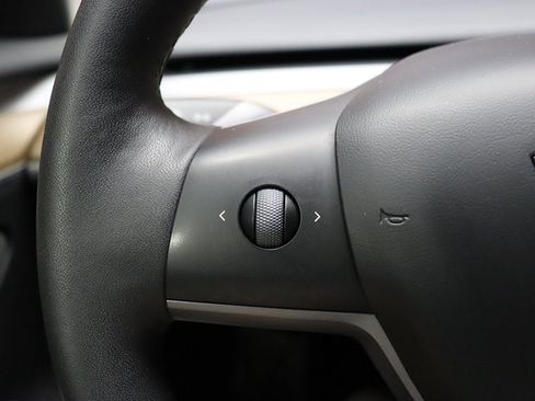 Used 2023 Tesla Model 3 Standard Range RWD image 47