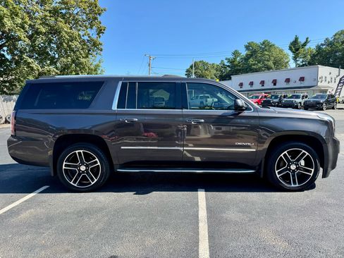 Used 2015 GMC Yukon XL Denali w/ Open Road Package image 10