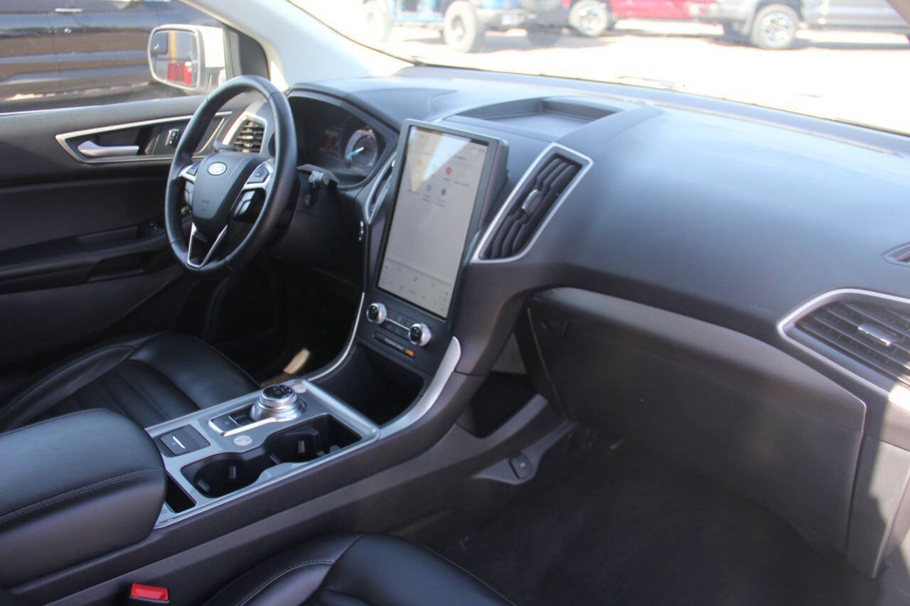 Used 2024 Ford Edge SEL AWD/4WD image 20