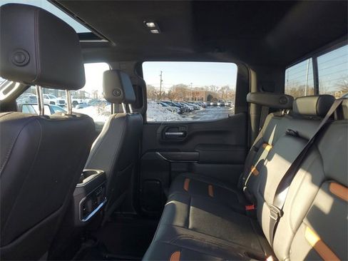 Certified 2021 GMC Sierra 1500 AT4 w/ AT4 Value Package image 10