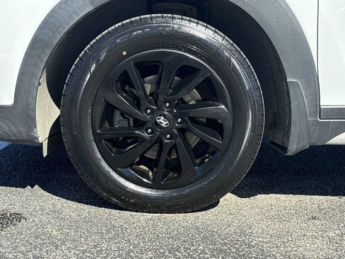 Used 2017 Hyundai Tucson SE image 9